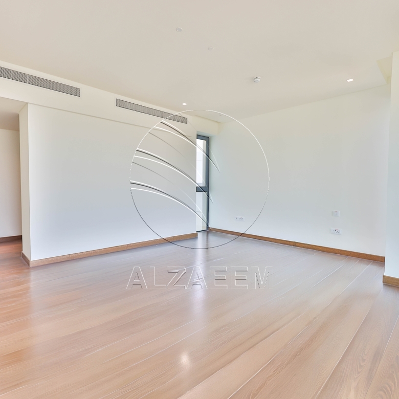 √ Single Row Villa | Golf Course View | VACANT √