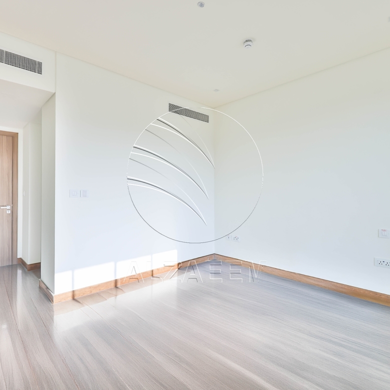 √ Single Row Villa | Golf Course View | VACANT √