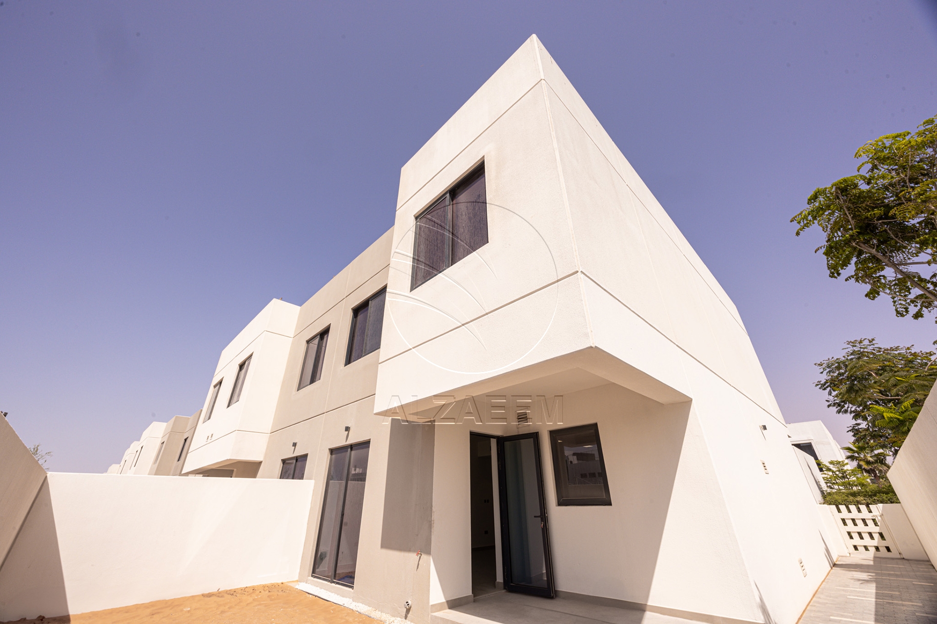 √ EXCLUSIVE |CORNER | Vacant| Spacious Plot √