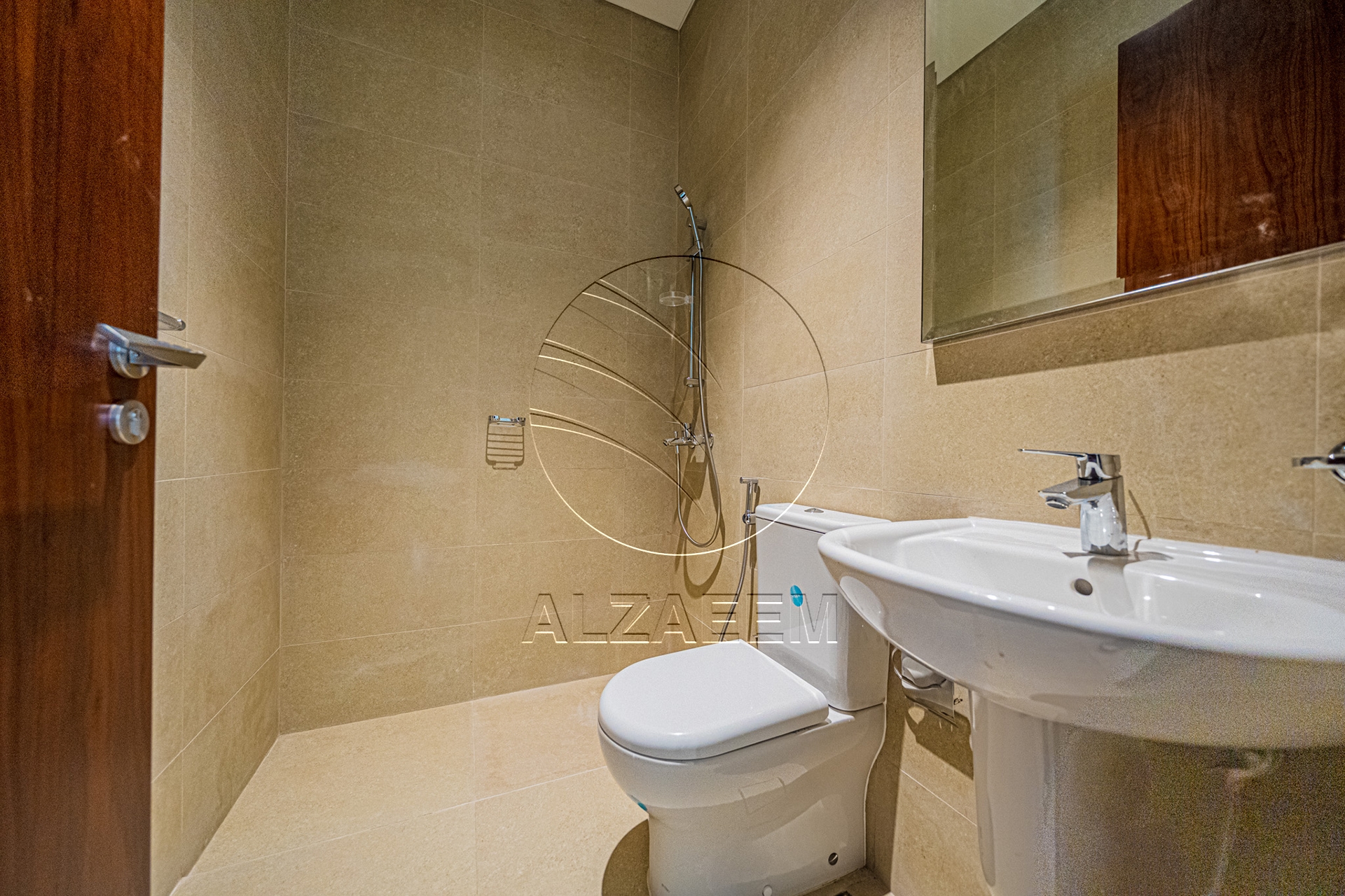 √Corner | Single Row | Big Plot Size | 5BR SELECT√