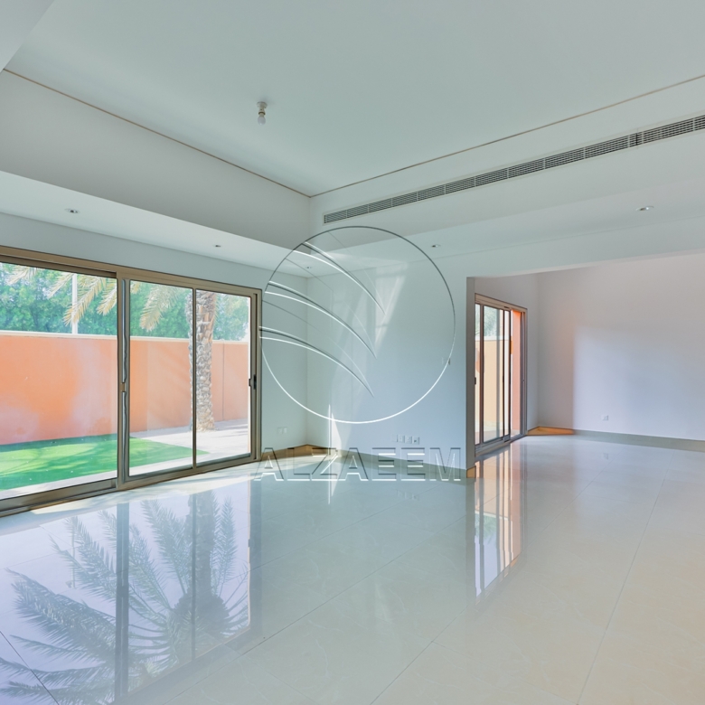 √ Big Terrace | 4BR Large Type | Upcoming √