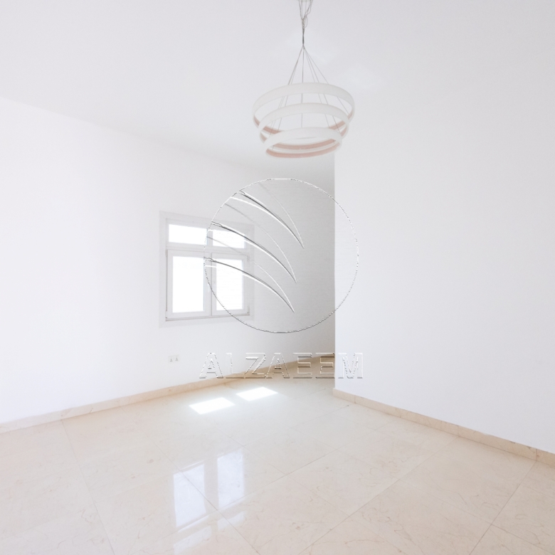√9BR Multiple Approved Uses | Residential Allowed√