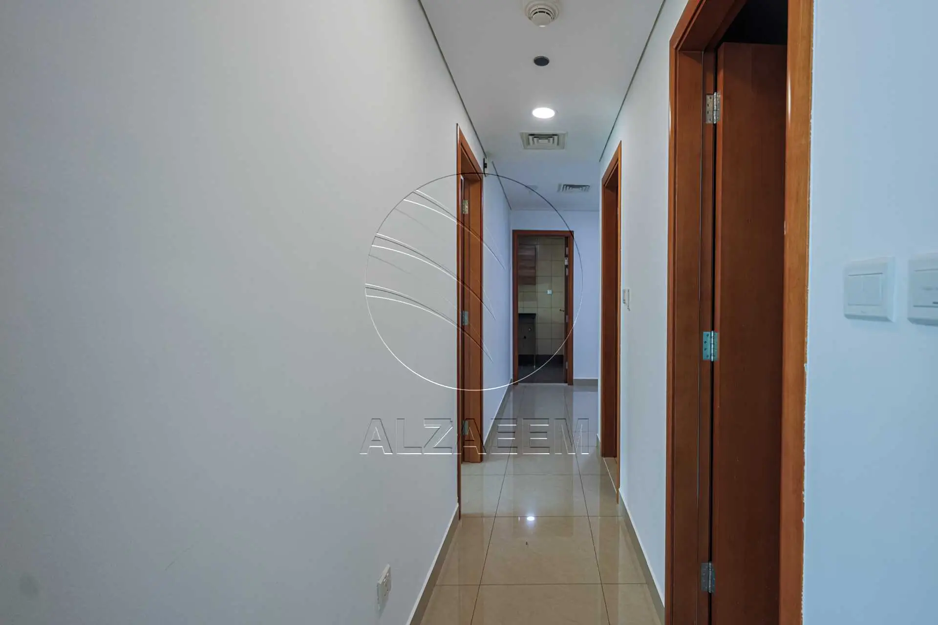 √Stunning Sea Views | Prime Location |VACANT! √