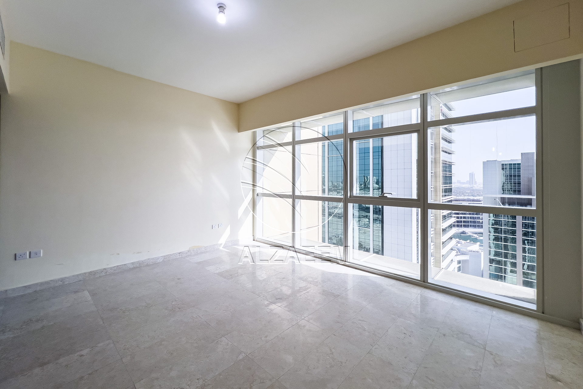 √Higher Floor | Sea View | Rented with Refund √