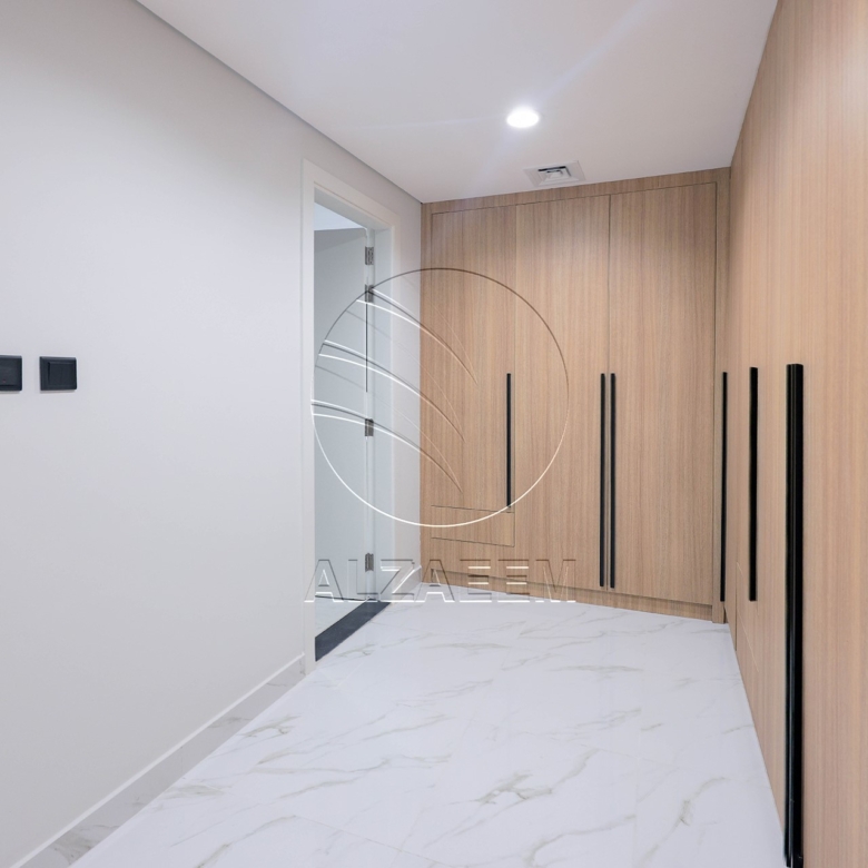 √5BR Penthouse | End Use | Stunning Canal Views√