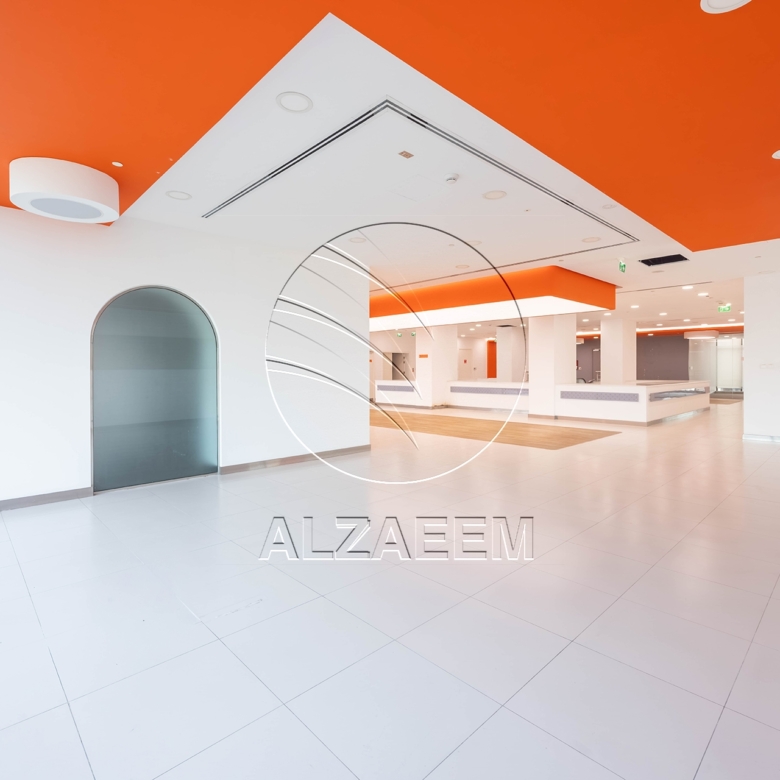 √ Fitted – Spacious Showroom| Ideal Business Location √