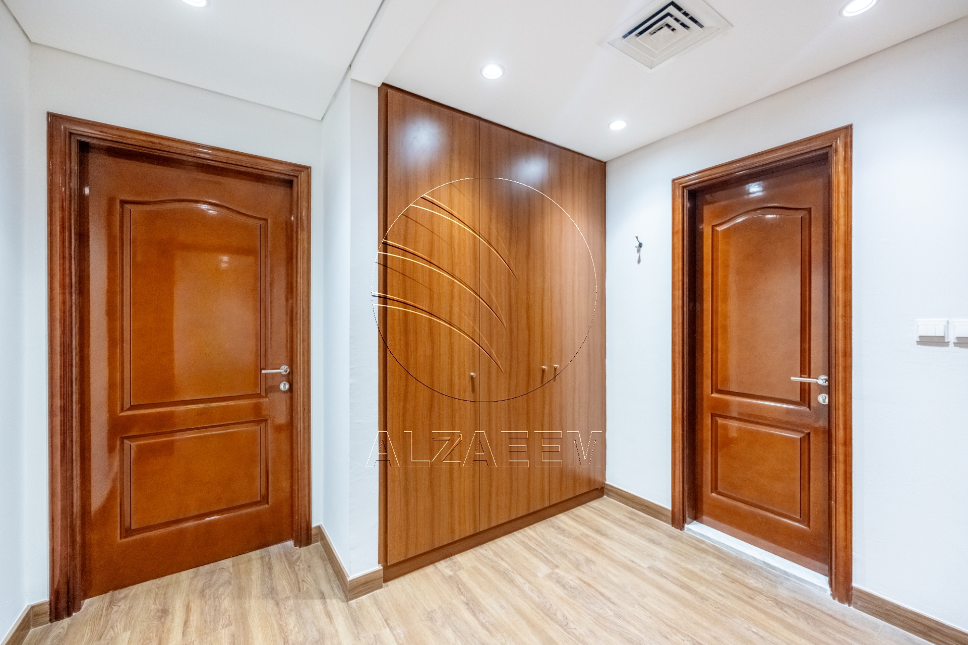 √ VACANT | Prime Location | Spacious 4BR Villa √