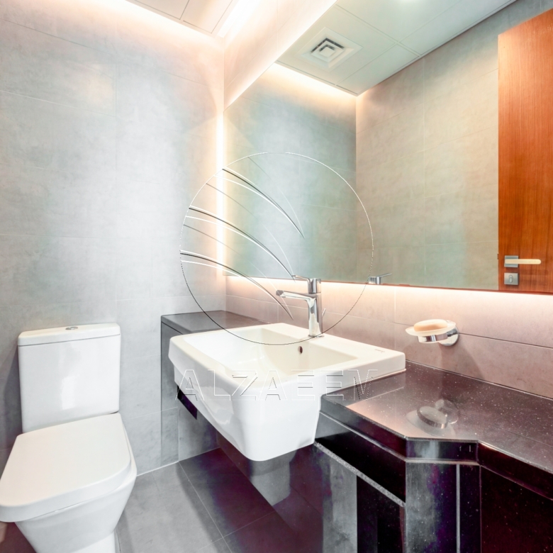 √ VACANT! Stunning Sea View | Higher Level √