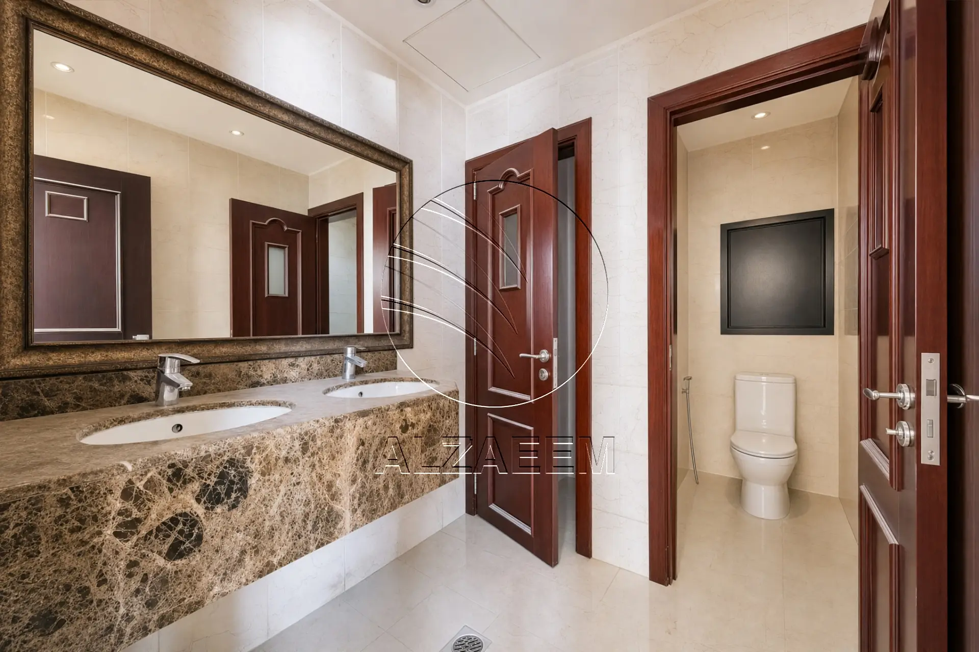 √ VACANT SHOW ROOM | 3 Floors | Up to 4 Payments √