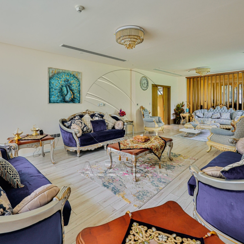 √VIP Upgraded Villa | Corner Single Row | Jacuzzi√