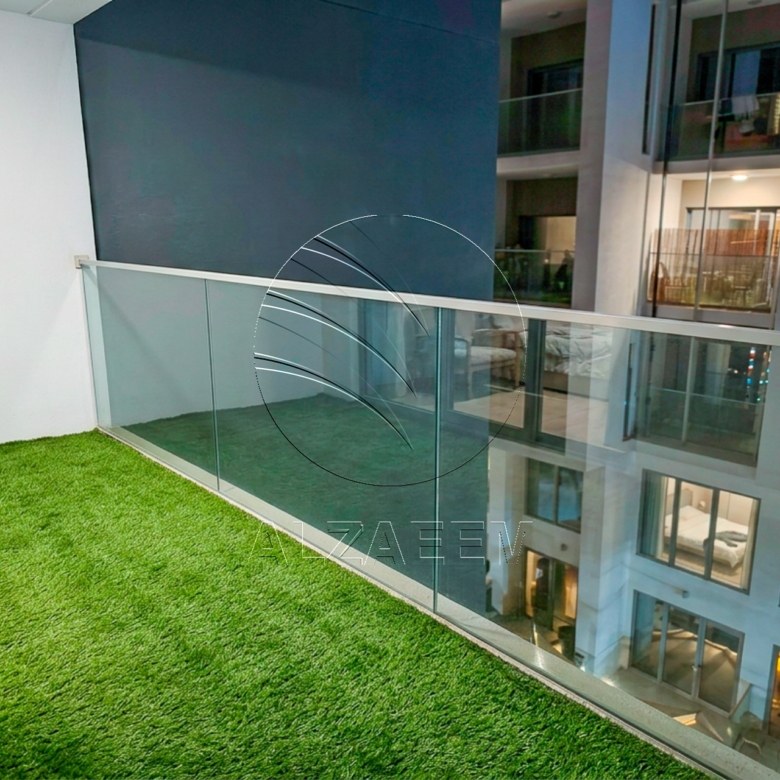 √VACANT | Fully Furnished Studio | Mid Level √