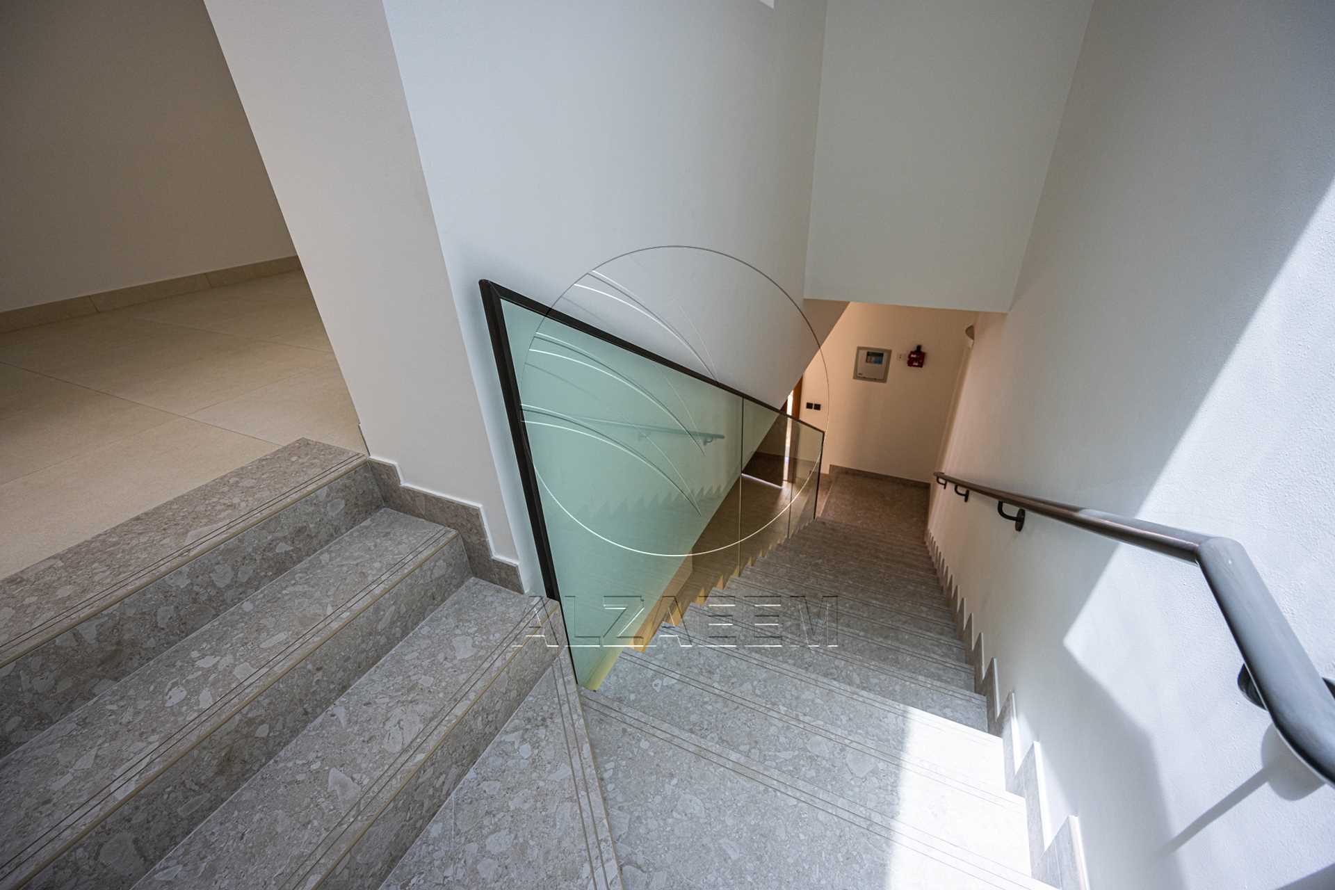 HOT! 2BR TH | Premium Location | Ideal Home