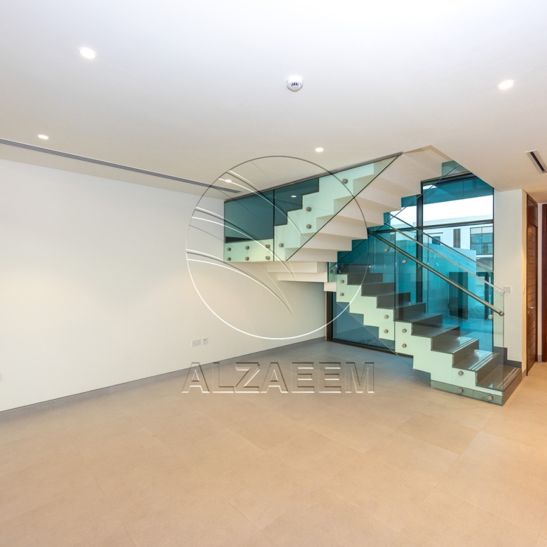 √Standard SR TH -Modified | Extended Living Room√