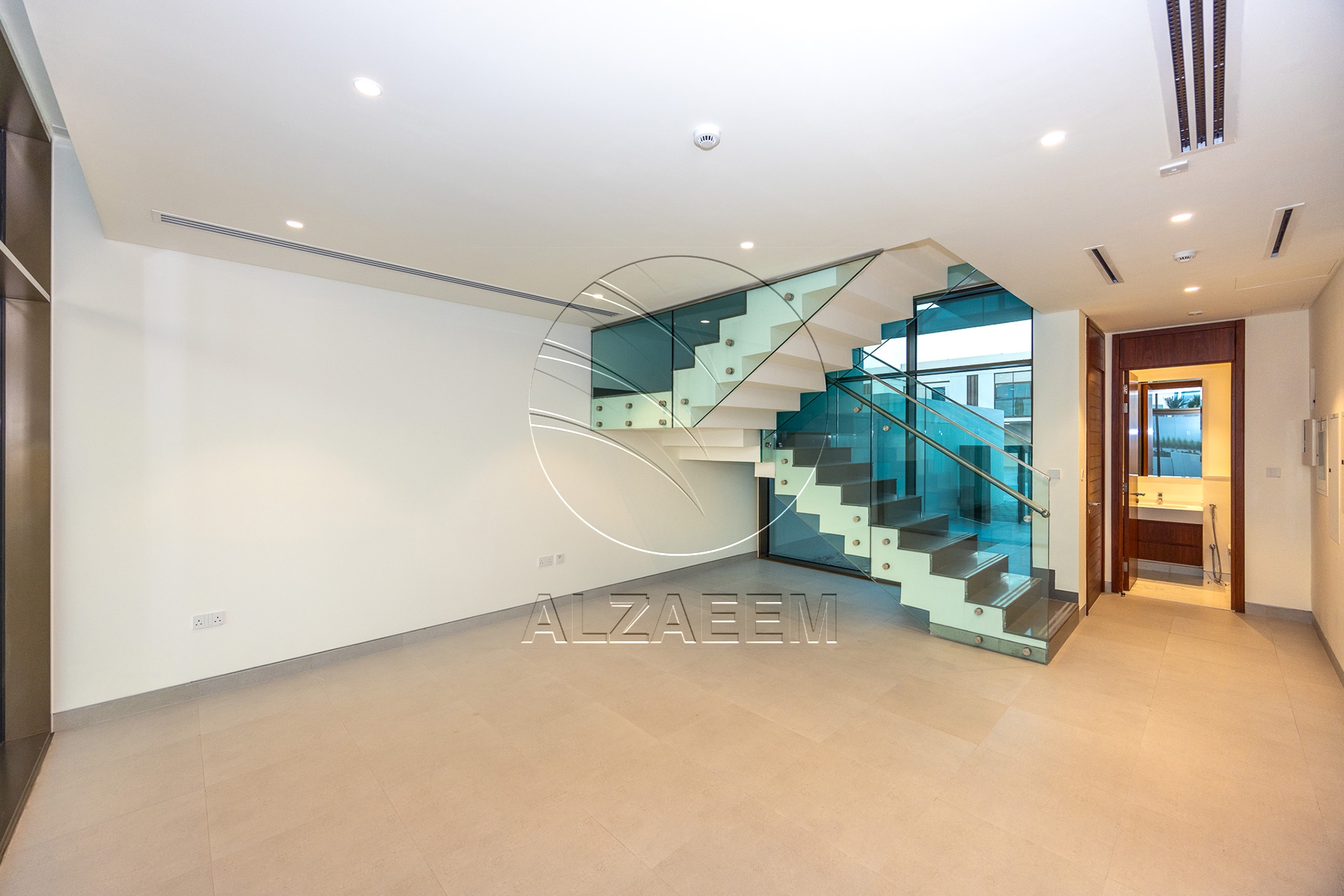 √Standard SR TH -Modified | Extended Living Room√