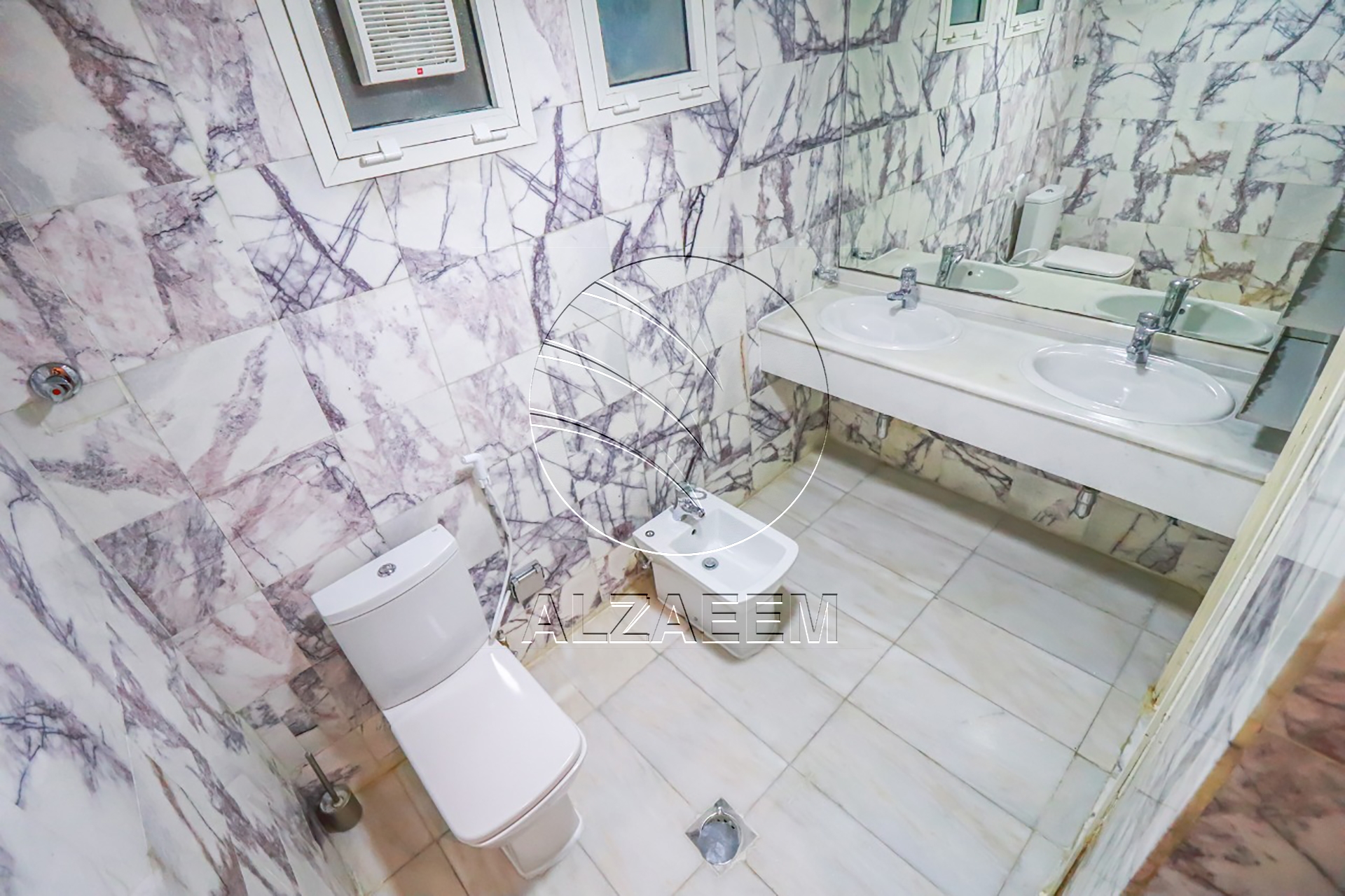 √Corner Villa | 7 Master | Majlis | 2 Kitchen√