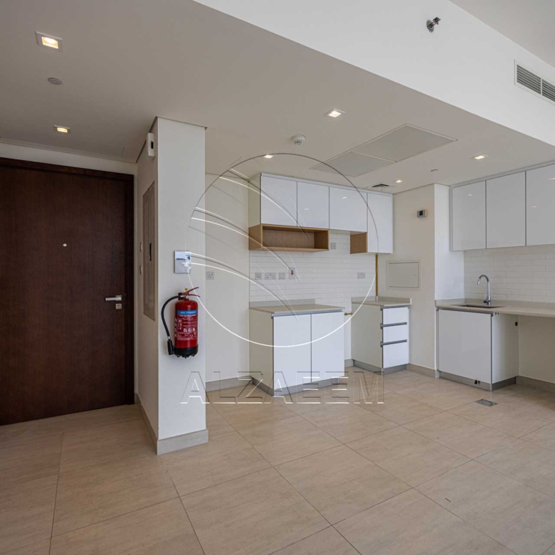 HOT DEAL! Vacant | High Level | Sea View