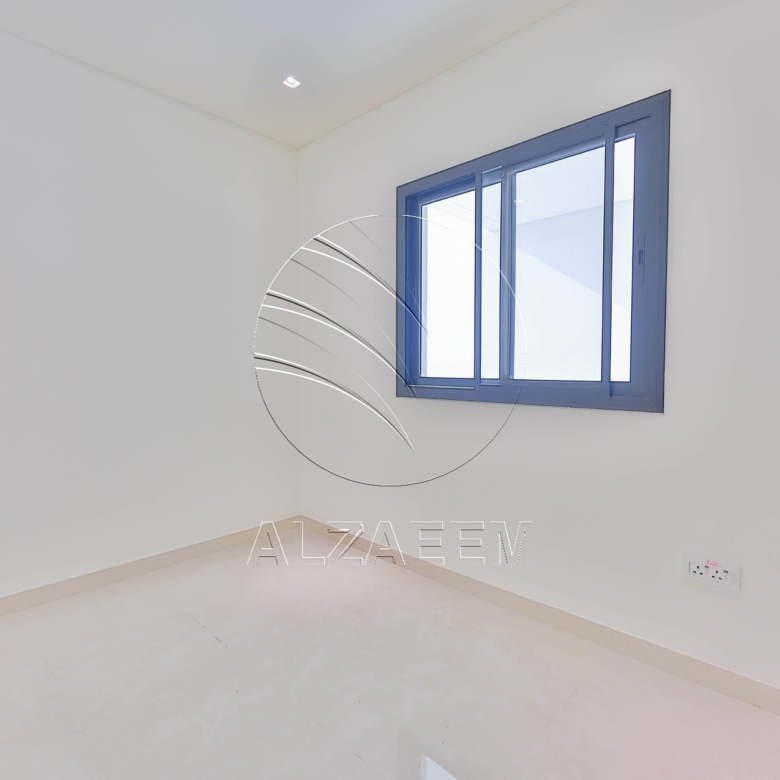 √ Single Row Villa | Golf Course View | VACANT √