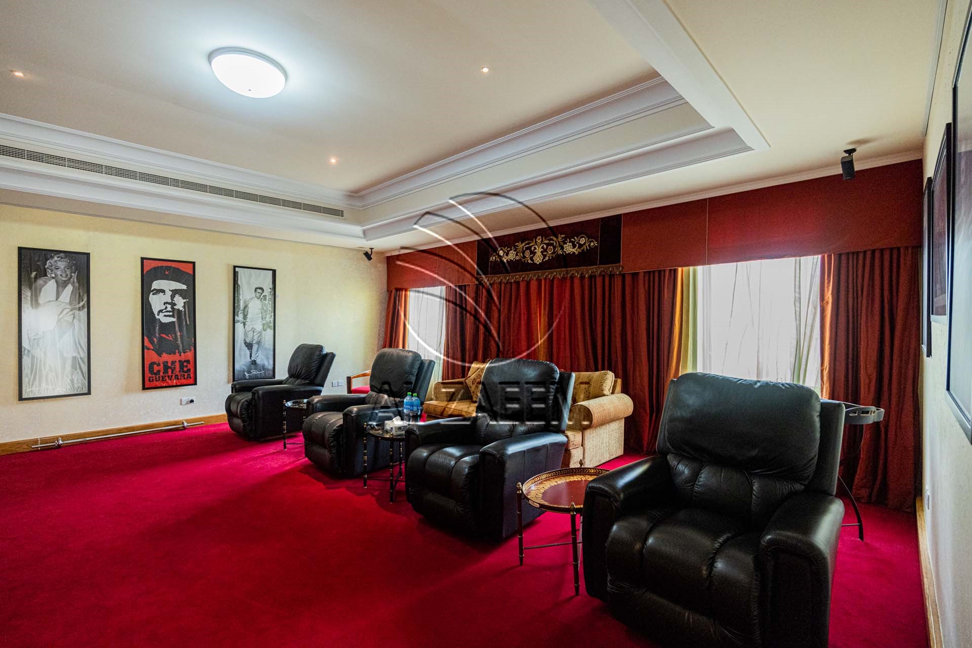√ Lift | Pool / Gym / Jacuzzi / Sauna / Cinema √