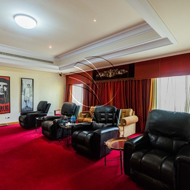 √ Lift | Pool / Gym / Jacuzzi / Sauna / Cinema √