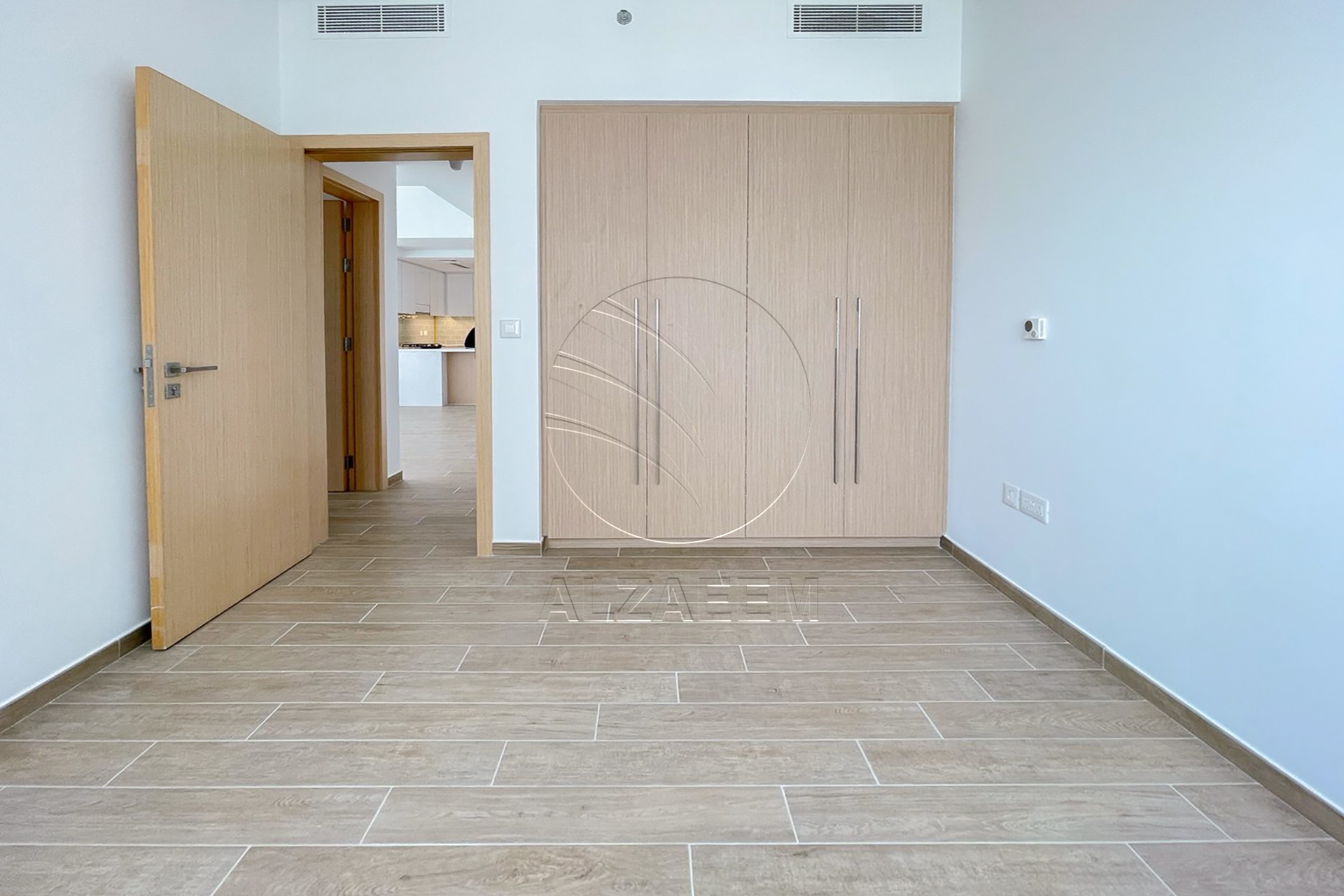 VACANT! Yas Community View | Corner | Hot Deal!