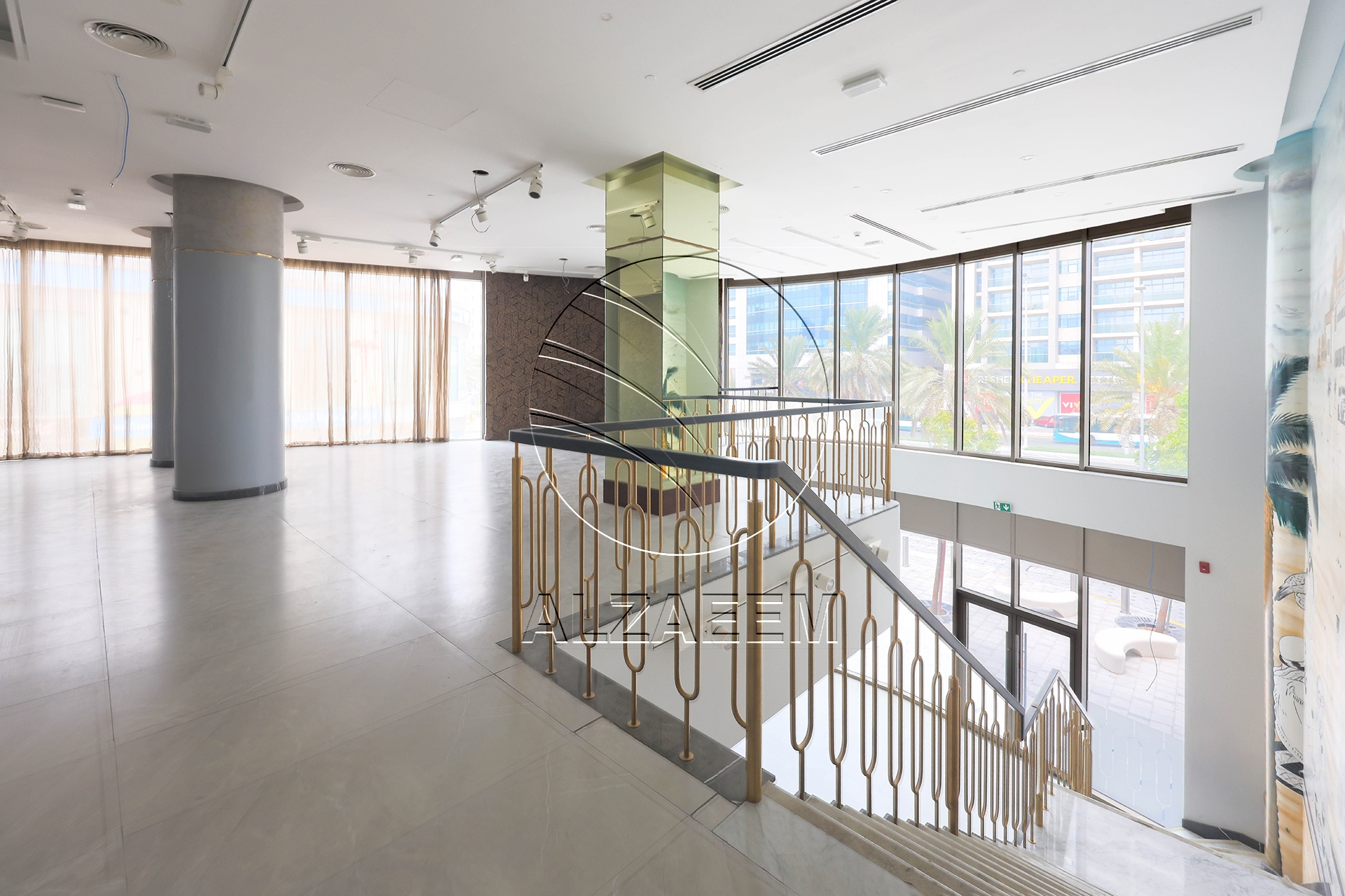 Spacious Retail/Showroom Space in a Prime Location