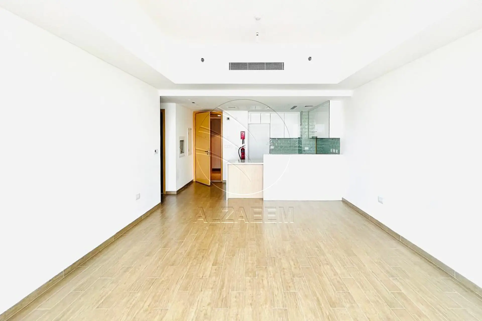 PRICE DROPPED! 2+Maid! Vacant | Open Views