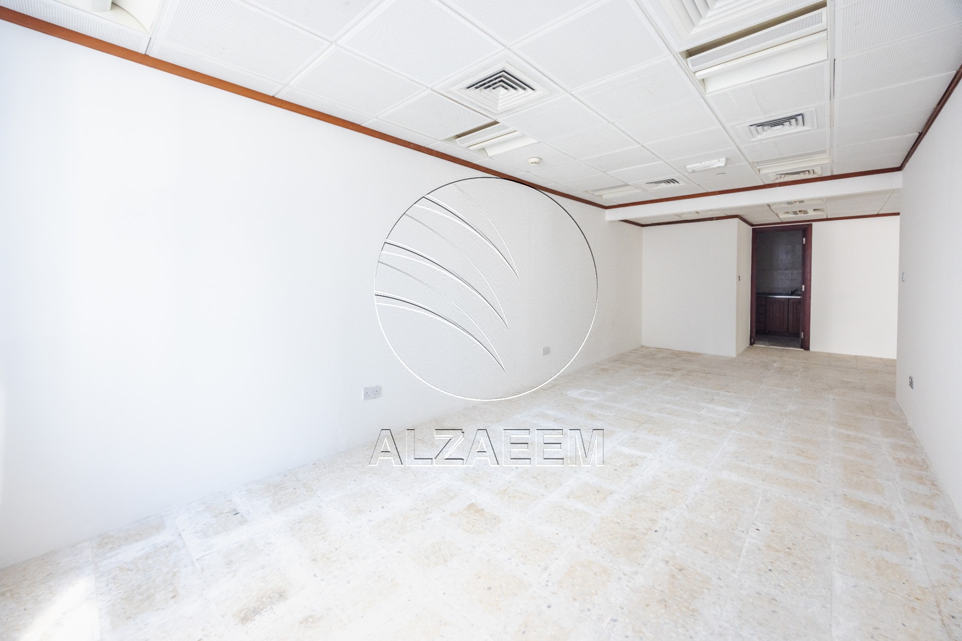 √ Spacious Office Space! 161 SQM| Prime Location √