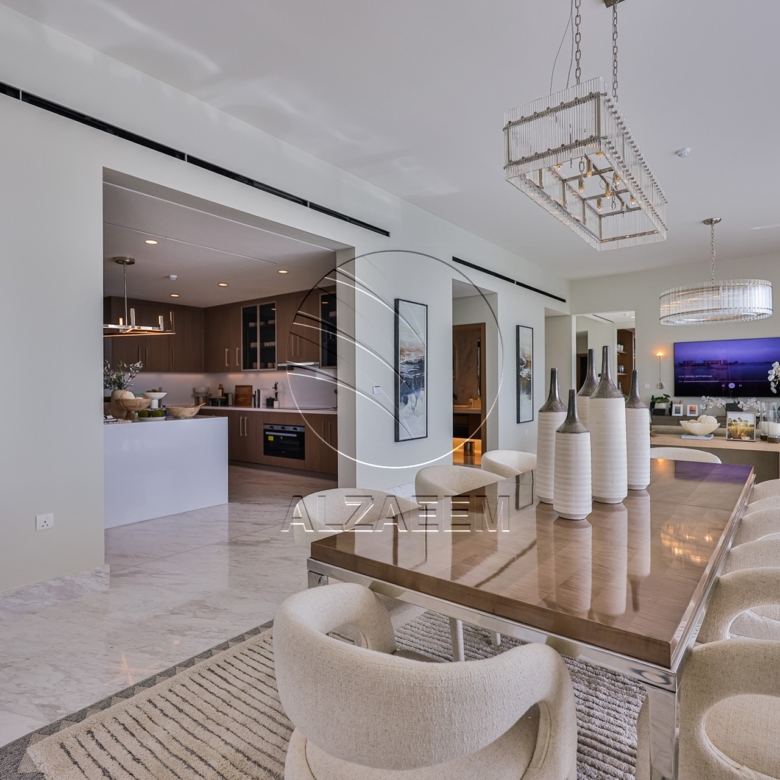 √ Luxurious Sky Waterfront Villa with Sunset View√