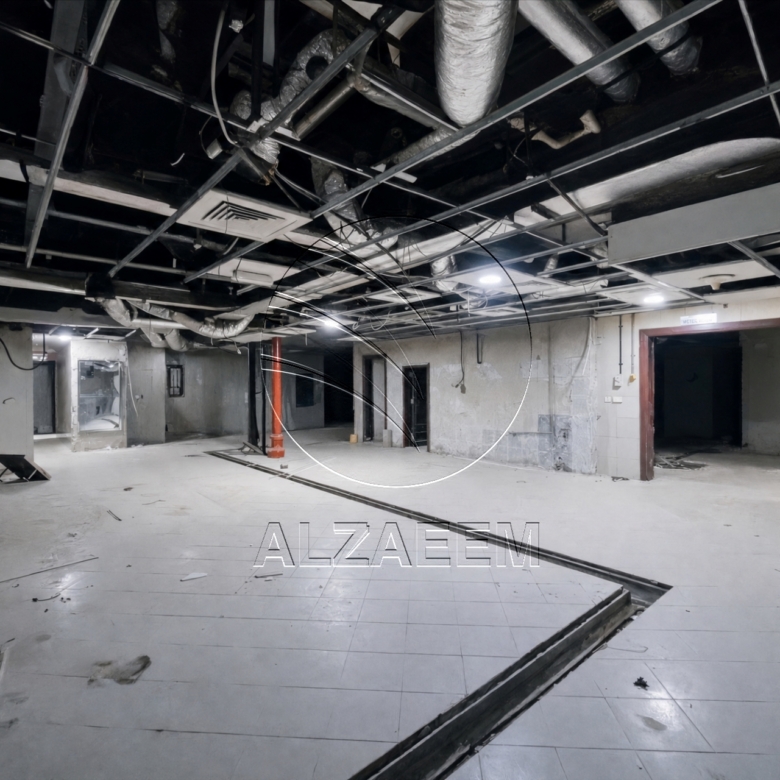 √ VACANT SHOW ROOM | 3 Floors | Up to 4 Payments √