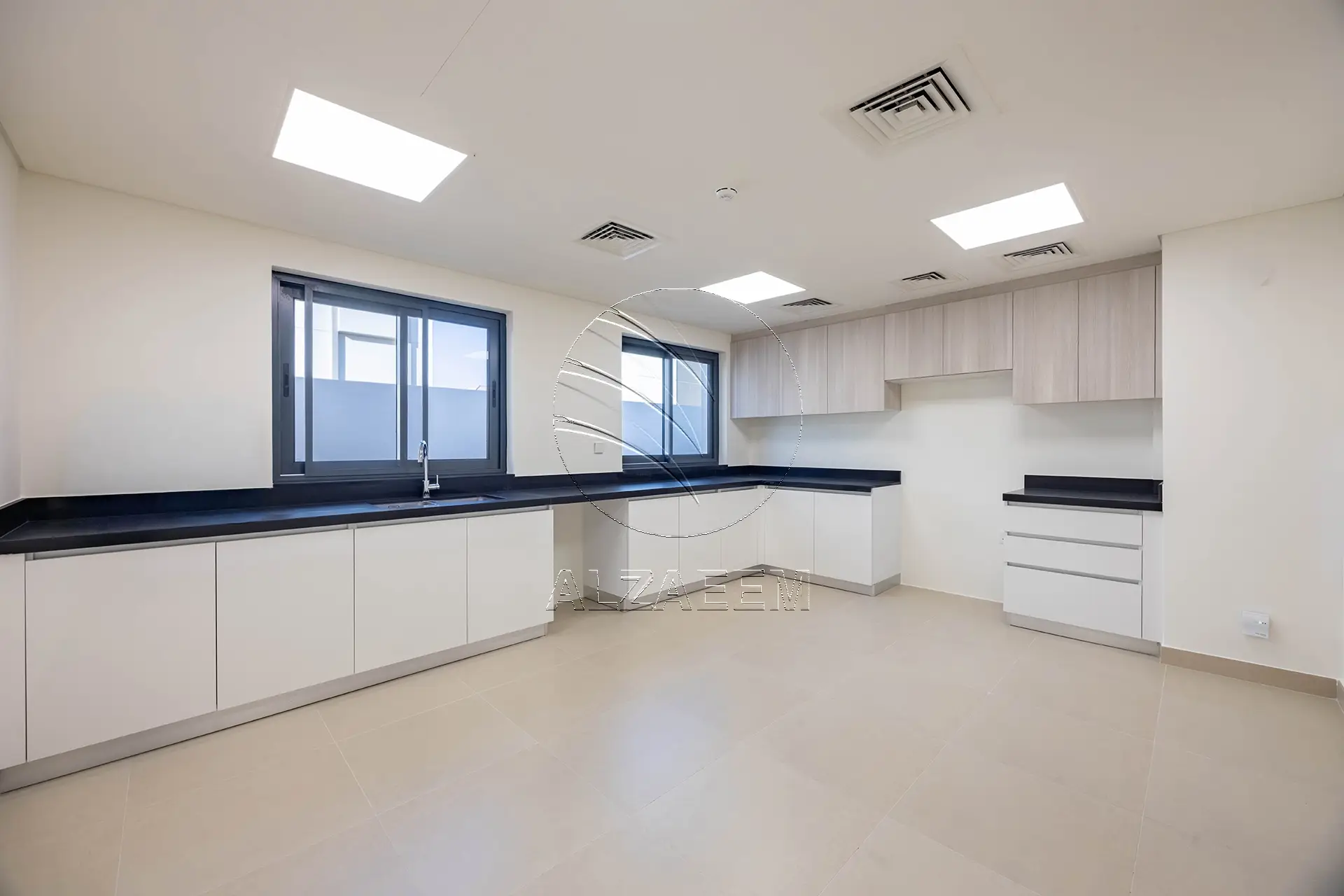 √ HOT! LANDSCAPED ! Prime Location | BIG PLOT √