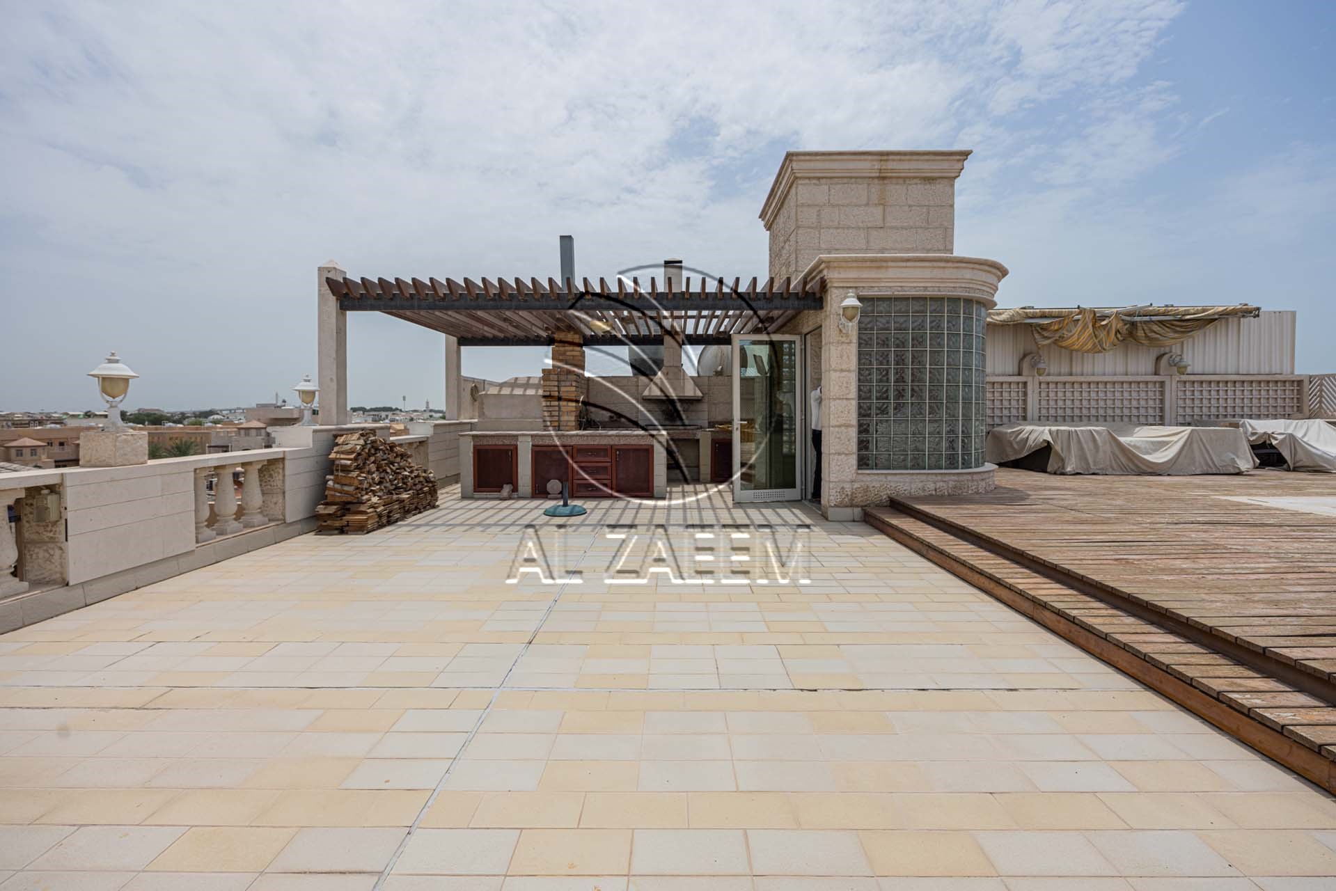 √ Lift | Pool / Gym / Jacuzzi / Sauna / Cinema √