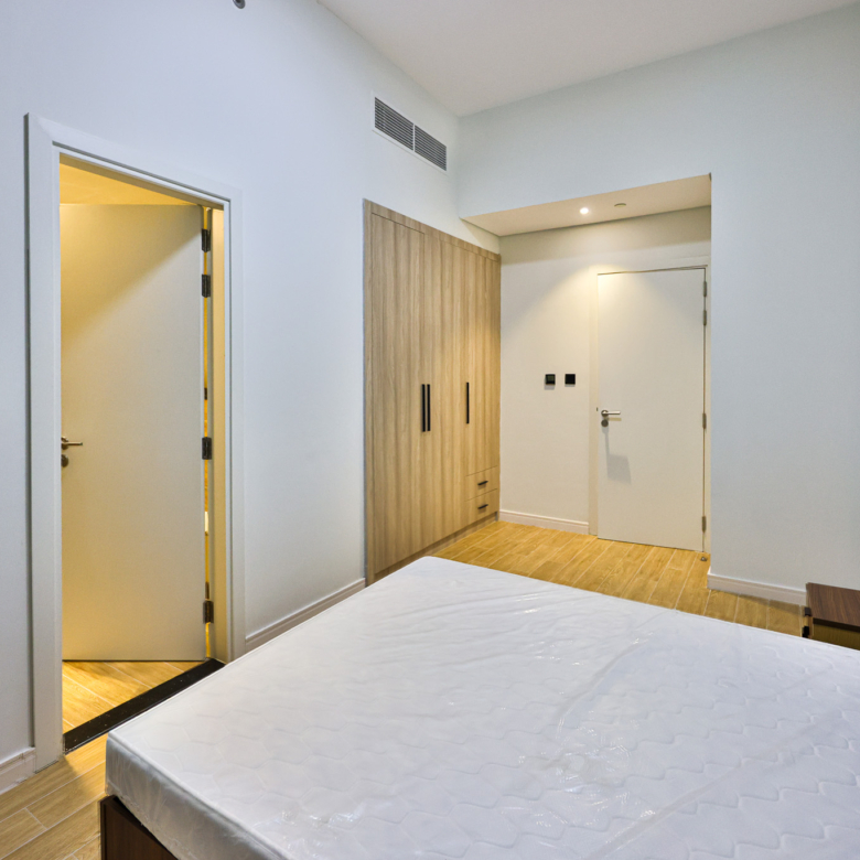 Furnished | 3BR TH | Big Layout | Vacant