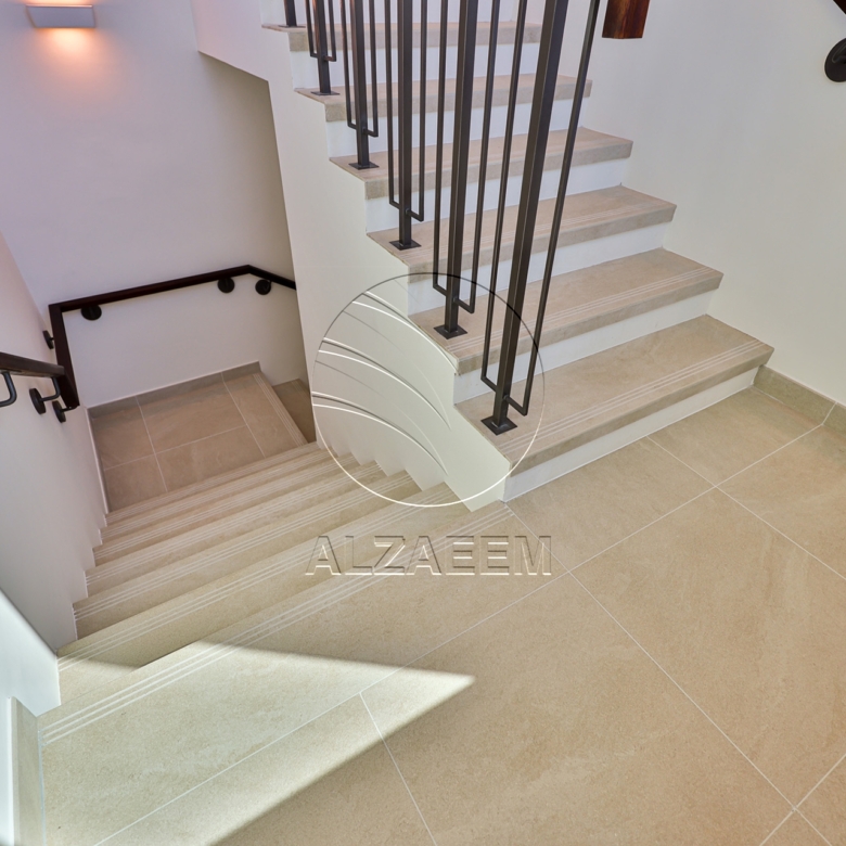 √Single Row End Villa | Steps away from the Park√