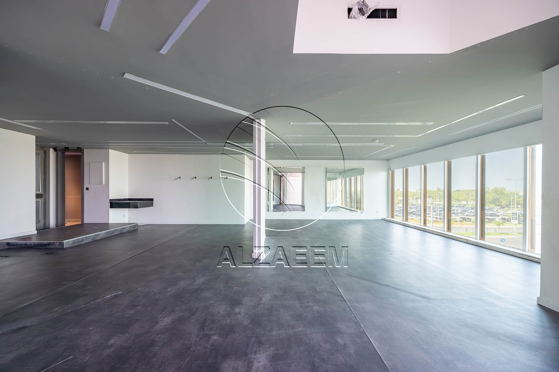 √ Fitted – Spacious Showroom| Ideal Business Location √