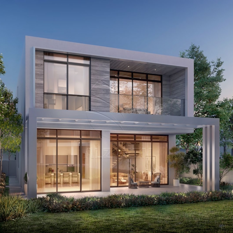 √Luxury 4BR Villa | Prime Location | BIG Plot √