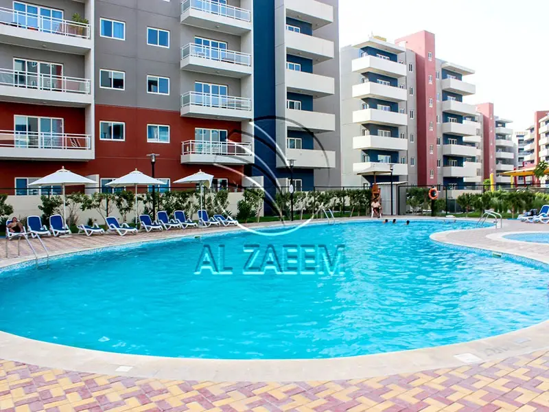 Nice Layout! Spacious 1BR+Storage | Community View
