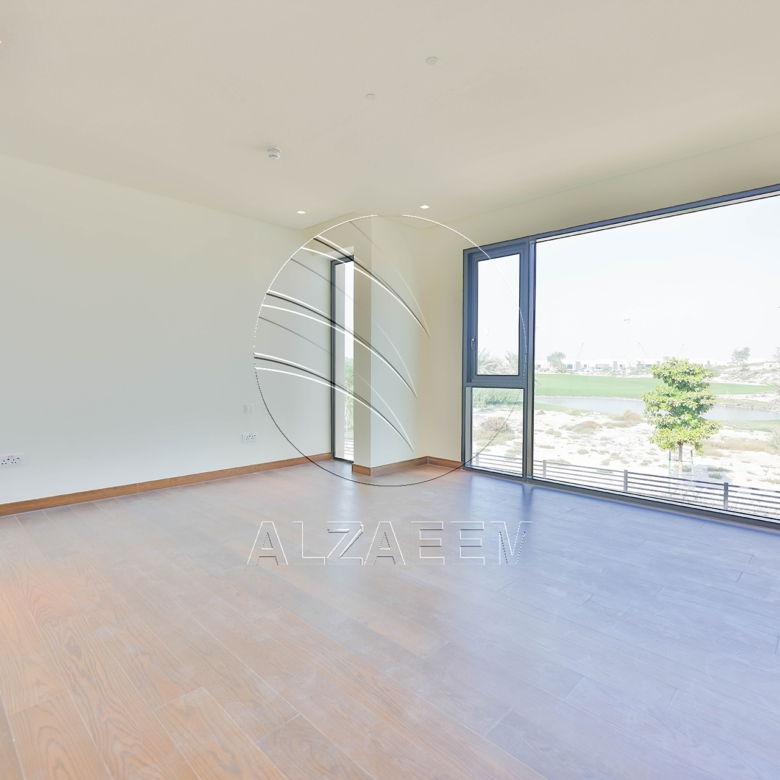 √ Single Row Villa | Golf Course View | VACANT √