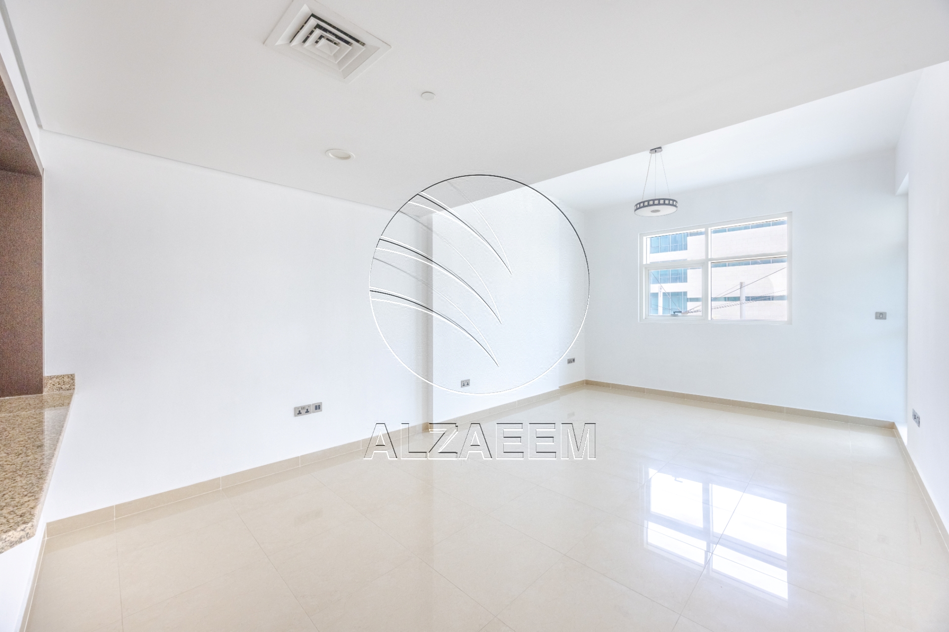 Move-in Ready | Underground Parking | FREE Chiller