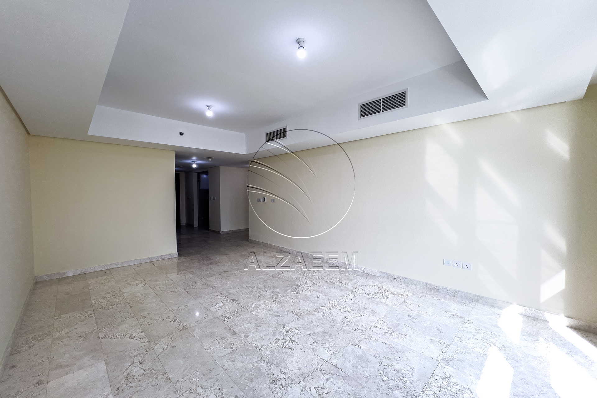 √Higher Floor | Sea View | Rented with Refund √