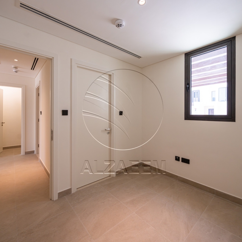√EXCLUSIVE! | Spacious Plot! Prime Location√