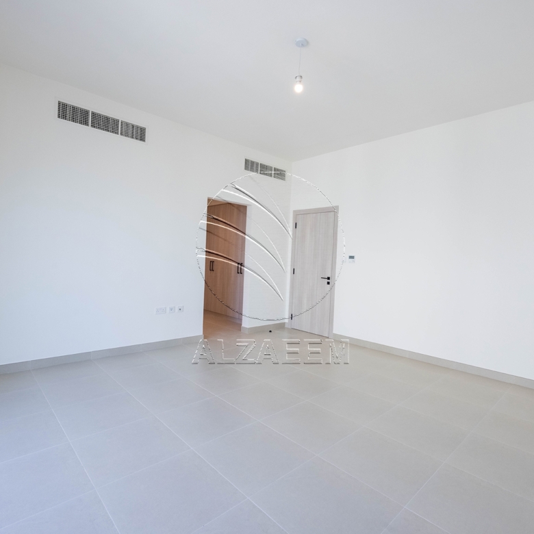 √ HOT! LANDSCAPED ! Prime Location | BIG PLOT √