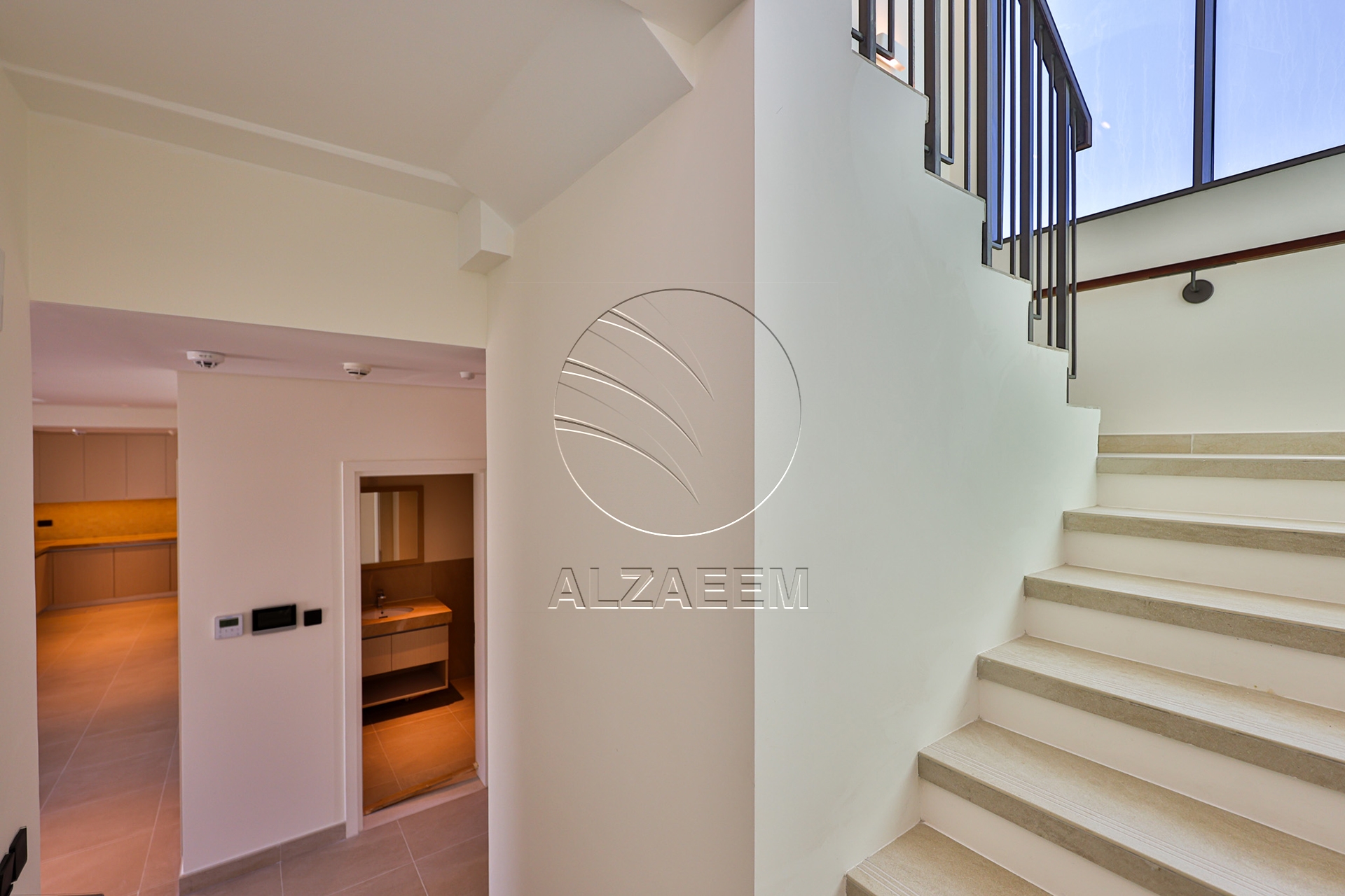 √Single Row End Villa | Steps away from the Park√