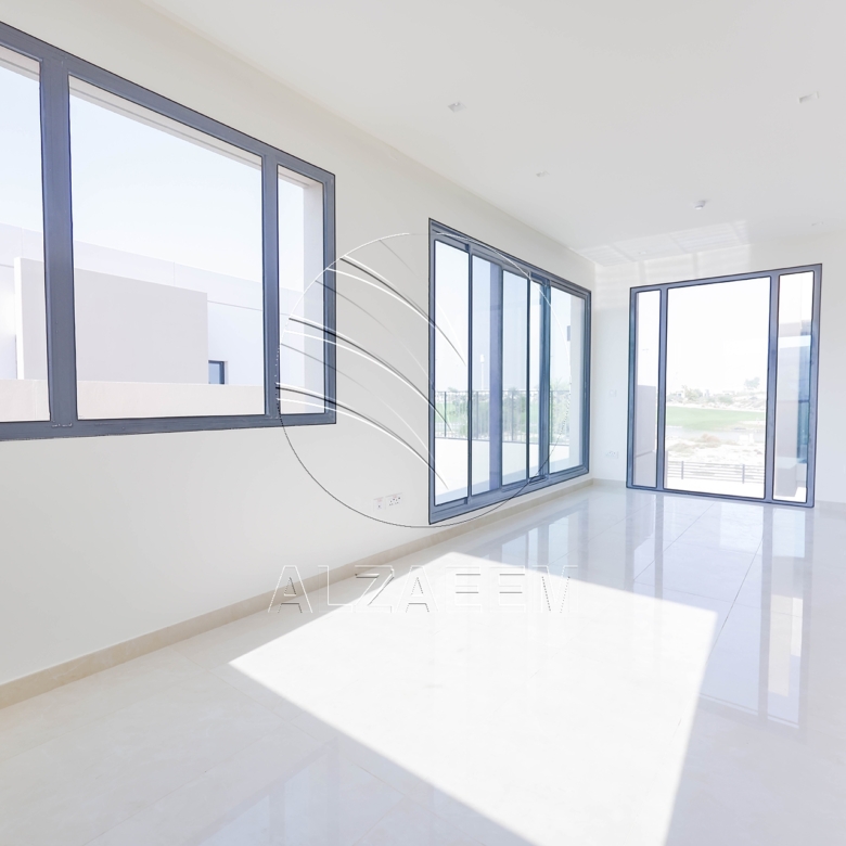 √ Single Row Villa | Golf Course View | VACANT √