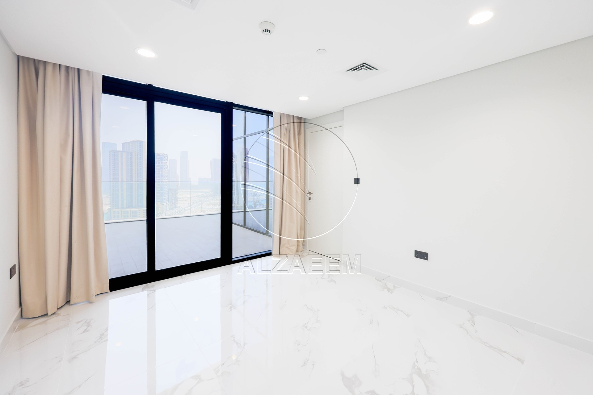 √5BR Penthouse | End Use | Stunning Canal Views√