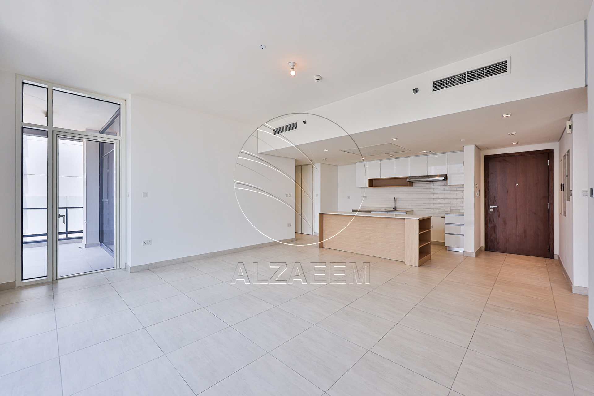 Vacant CORNER 3BR+Maid | Sea View | Higher Level