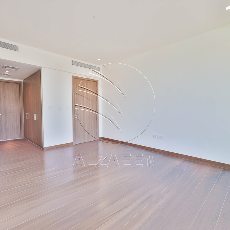 √ Single Row Villa | Golf Course View | VACANT √