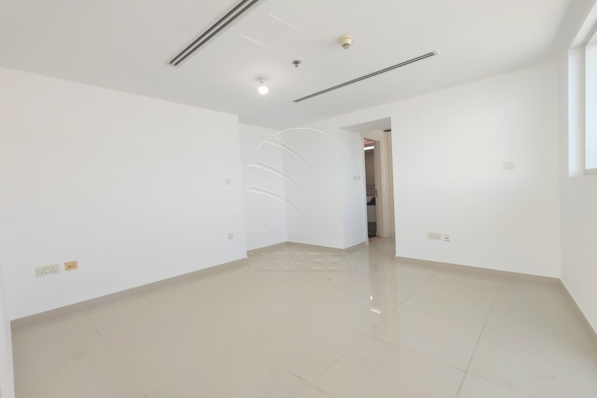 √ Full Sea View| Mid-Level| Great Location √