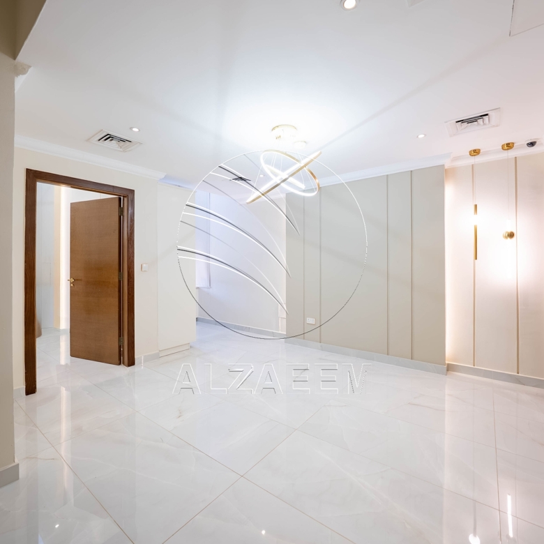 Single Row | Upgraded 5BR Villa | Pool and Garden