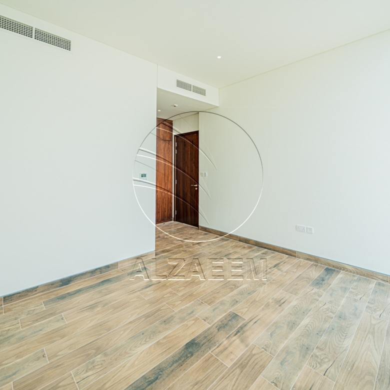√Corner | Single Row | Big Plot Size | 5BR SELECT√