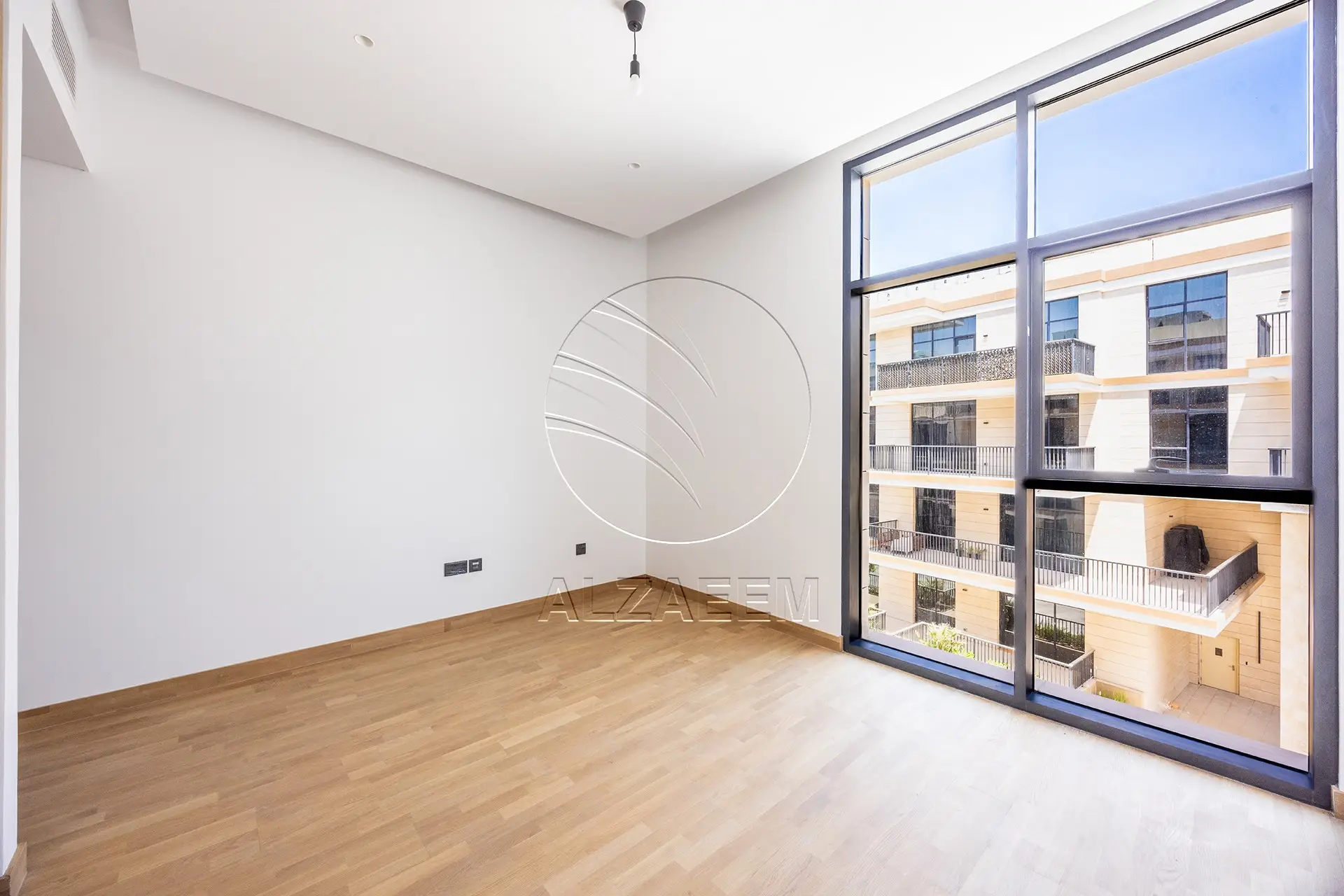 √Spacious Unit | Premium Location | Move-in Ready√
